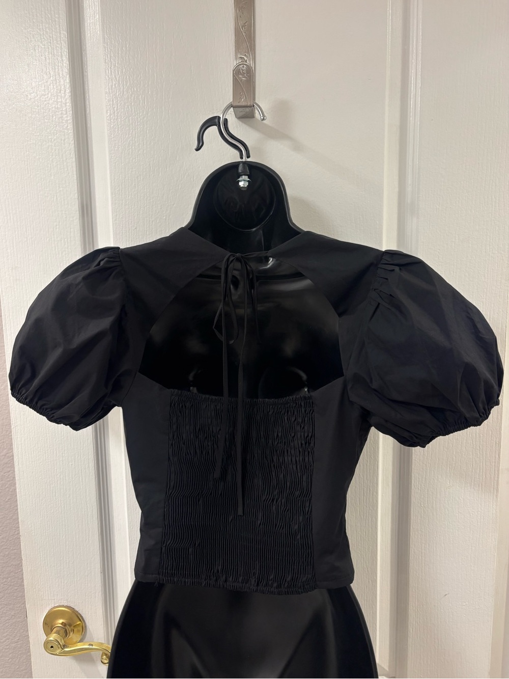 ASTR The Label Lace-Trim Corset Puff Sleeve Pintuck Open Back Black Crop Top XS - Picture 4 of 11
